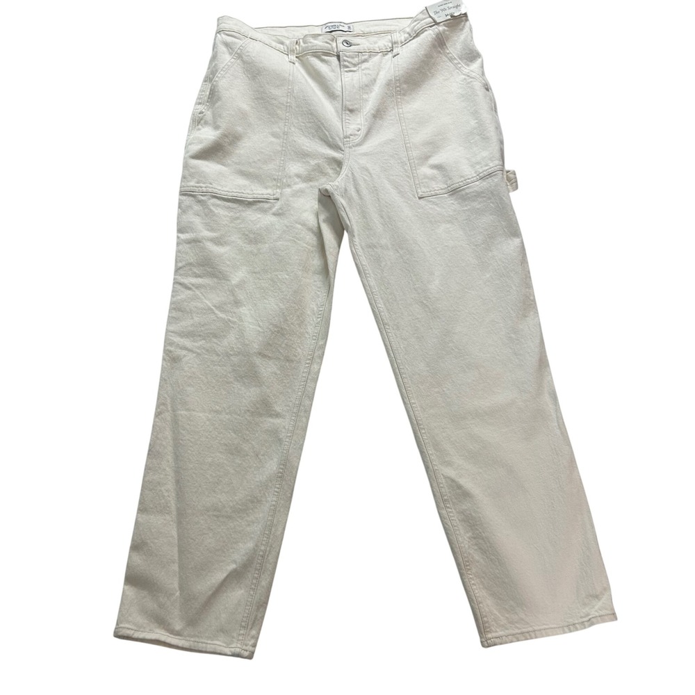 Abercrombie & Fitch Straight Leg Jeans in Off-White